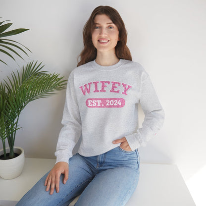 Personalized Wifey Crewneck Sweatshirt Pink